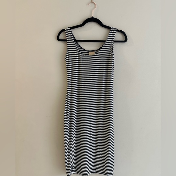 Belly Maternity Striped Blue & White Dress Size XS - Picture 1 of 4